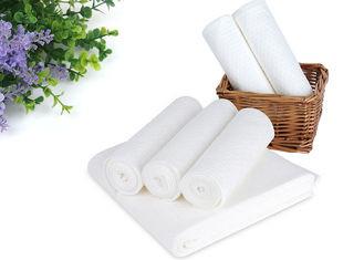 China Smooth Surface Disposable Hand Towels 700mm X 300mm For Restaurant / Hotel for sale