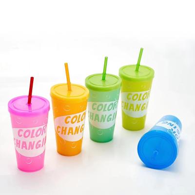 China Viable Color Changing Reusable Cold Cup 24oz Mask Cold Cups Color Changing Plastic Tumblers for sale