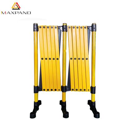 China New Model Foldable 5 Meters Road Safety Mobile Barricade Traffic Plastic Expanding Barrier for sale