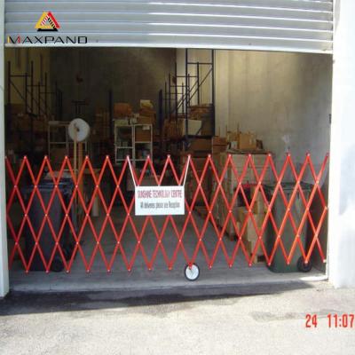 China Easily Assembled Steel Retractable Barrier Safety Grill Design by Maxpand for sale