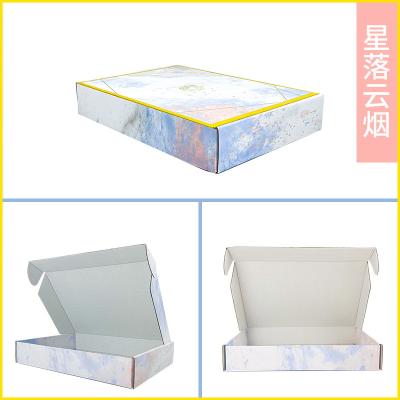 China Recyclable Custom Magnetic Closure Matt Lamination Folding Paper Gift Box With Glossy Black UV Coating Logo for sale