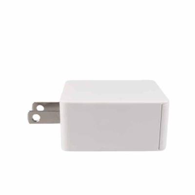 China UniversalÂ   Factory wholesale high quality UF22F1A050300 us plug ce certified 18W 5V2A palladium single chargers for mobile phone for sale