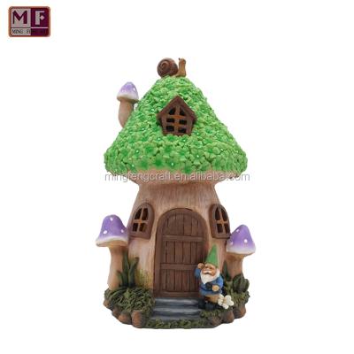 China Newest Customized Garden Decor Mushroom House With Gnome With Solar Light Garden Decor for sale