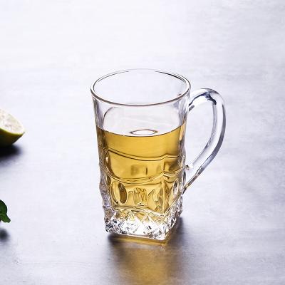 China Large Capacity 15.2cm Large Capacity Easy To Grip Cup Modern Stein Beer Cup Style Drink Beer Glass Handle Mug for sale