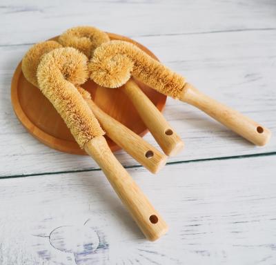 China Viable Bottle Brush With Long Handle Bamboo Wood Coconut Stiffeners Eco Friendly Scrubbers Dish Cleaning Brushes For Pan Pot Fruit for sale