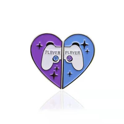 China Global New Valentine's Day Gift Heart Shape Brooch Lapel Pin Personalized Gamepad Metal Badge for Lover Couples for sale