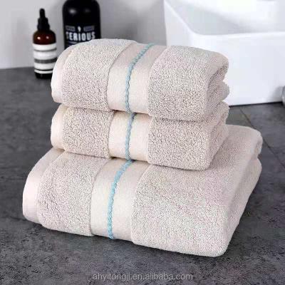 China Child Safe Super Soft Soft Bath Towel 70x140 - Extra Large 100% Ringspun Cotton - Luxurious Rayon Trim - Ideal For Everyday Use (Beige) for sale