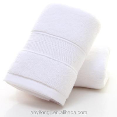 China Ring Spun Cotton Bath Towel 100% Child Safe (70 x 140 cm) Highly Absorbent and Quick Dry Bath Towel - Super Soft Hotel Quality Towel (White) for sale