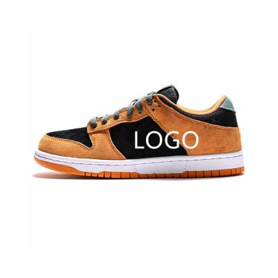 China Fashion\Comfortable\Durable Sport Shoes Dunkes Fashionable Original Wholesale Cow Leather Manual Custom Sneakers Retro SB Running Low Dunks Skateboard Shoes for sale