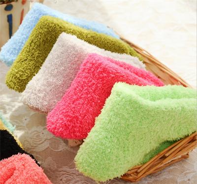 China Winter Antibacterial Thick Fuzzy Comfortable Soft Socks Women Colorful Home Socks for sale