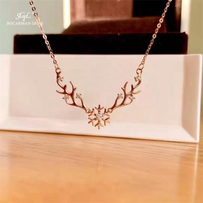 China Other Gifts Natural 18K Gold Diamond Necklace Gold Christmas Snowflake High Quality And Fawn Design Romantic Elegance for sale