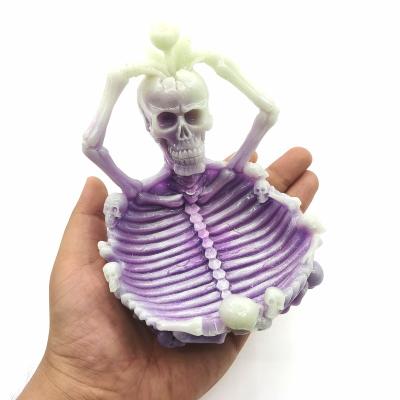 China Europe Wholesale Cheap Price Skulls Crystal Carving Crafts Smoking Pipe Healing Luminous Stone for sale