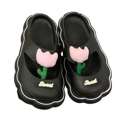 China 2023 Fashion Trend China Factory Design Top Selling Slipper Indoor Outdoor Slippers Clog Sandals For Women for sale