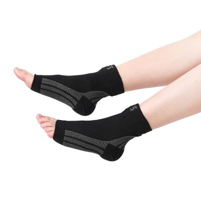 China Viable Medical Plantar Fasciitis Compression Ankle Brace Socks For Foot Sleeve for sale