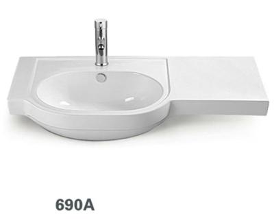 China High Quality Bathroom Ware Bathroom Ware Basin Cabinet Modern Oval Basin Sanitary Basin 690A for sale