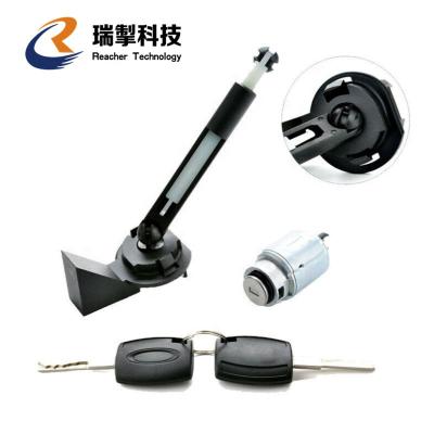 China Plastic + Metal Amazon Hot Sales Door Lock Latch 1355231 With Key For F Ord Hearth Aep0469000 for sale