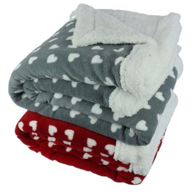 China Anti-Bacteria Personalized Heart Printed Coral Fleece Blanket with Sherpa Backing for sale