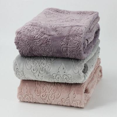 China Anti-pilling 100%Polyester China Fleece Embossed Fleece Baby Throw Blanket Soft Thick Damask for sale