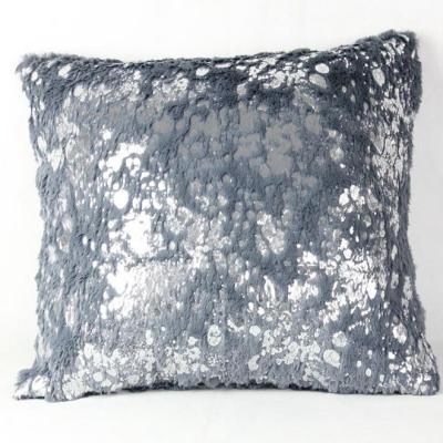 China Foil Printing Sliver Foil Printed Decorative PV Plush Cushion Cover for sale