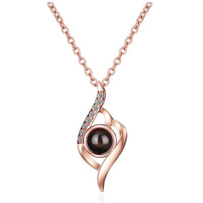 China Luxury Projection Pendant 100 Tongues Clavicle Chain Gold Necklace I Love You for sale