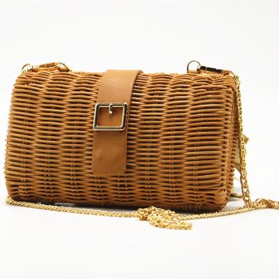 China Hot Camel Woven Women's Green Straw Rattan Bag Summer New High Quality Product Handmade Bag for sale