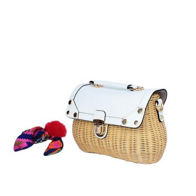 China 2022 Women Summer Rattan Bag Oval High Quality Rattan Bag New Fashion Handbag Beach Woven Bag for sale