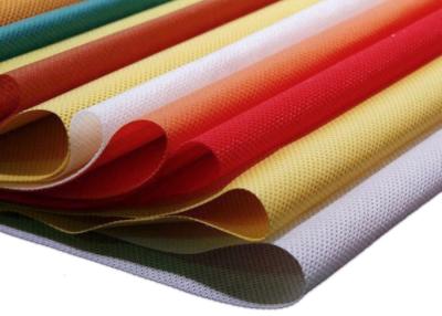 China Safe , High-quality and colorful 100% polypropylene Non Woven Fabric Raw Material for sale