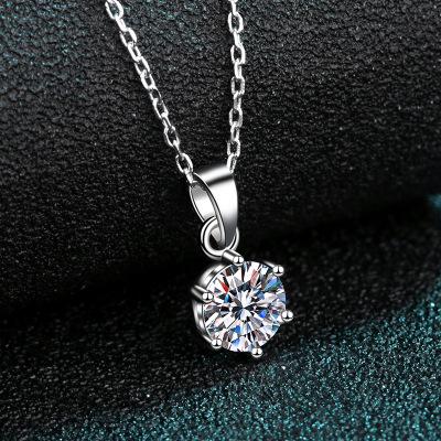 China The CLASSIC 2022 Shinny Cubic Zircon Pendant Necklace Sterling Silver Crystal Necklace Geometric Jewelry 925 for sale