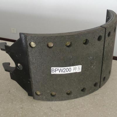 China Wholesale Truck Semi-Metallic Parts For Truck High Quality 14 Hole Brake Shoe Lining for sale