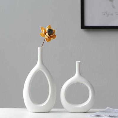 China New Morden Vase Porcelain Desktop Vase Decoration Ceramic Luxury Home Office Living Room Ornaments Flower Pot Wedding Decor Art Vases zu verkaufen