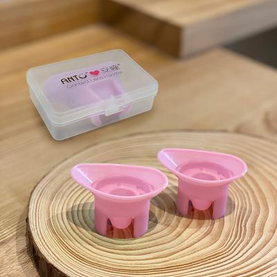 China 12ml graduated plastic eye drops cup, measuring cup and silica gel eye drops cup are available from Stock Eye-bath for sale