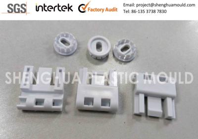 China PC Pin Connector Hinge Connection Plastic Injection Molding Factory Processing for sale