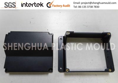 China Low Volume Custom Injection Molding , Direct OEM Plastic Parts Injection Mould Tool Design for sale