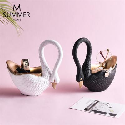 China Cute 2020 New Arrival Unique Handmade Design Crafts Accessories Luxury Home Table Decorations for sale