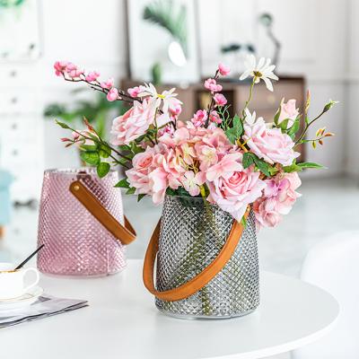 China Flower Arranging Carrying Color Glass& Crystal Vase Home Decoration Living Room Transparent Single Belt for sale