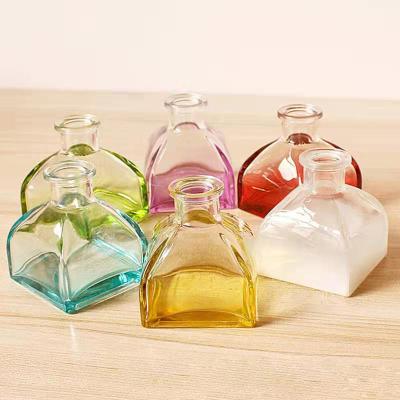 China Viable Ex-factory Price 150ml Vacuum Customize Color Bag Mongolian Aromatherapy Glass Bottles With Polymer Cap for sale