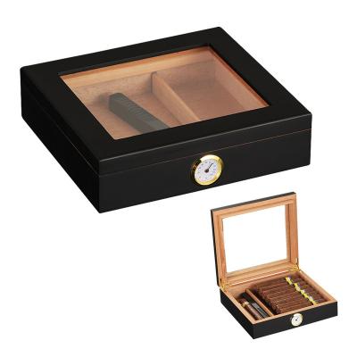 China Cigar Storage and Packaging with Desktop Hygrometer and Humidor for 25 Cigars Cedar Wood Humidors Deluxe for sale