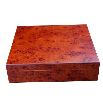 China Cigar Storage and Packaging 20-30 Cigars Cherry Wood Packing Custom Cedar Wood Cigar Box Humidors with Humidor for sale