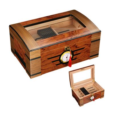 China Cigar Humidor / Cigarette Cigar Humidor and Enclosed Home Cabinet Cedar Wood Humidor Large Hygrometer Trays Solid for sale