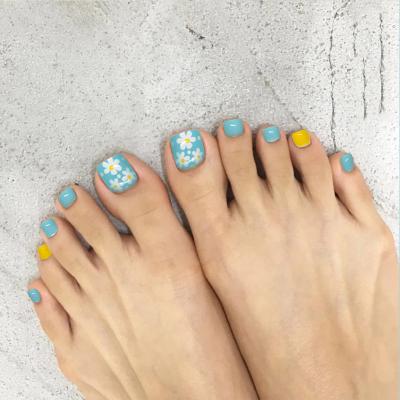 China Artificial Nails Toe Nails Full Cover Blue Daisy Yellow Press On Toe Salon Effect Ultra Thin Cute Square for sale