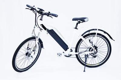 Chine Le vélo électrique de ville de preuve de l'eau blanche avec l'amortisseur, 250w 36v, 7 expédient, suspemsion avant à vendre