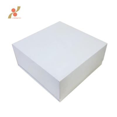 China Art Complex Recyclable Custom Magnetic Foldable Shoe Packaging Paper Box for sale