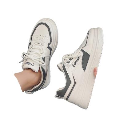 China CUSHIONING Zapatos white fashion casual shoes new fashion small spring men's sports casuales board shoes for sale