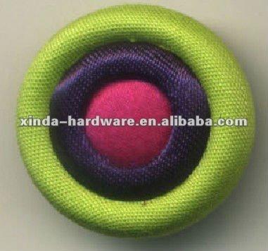 China Dry Cleaning Round Shape Colored Satin Cloth Covered Button for sale