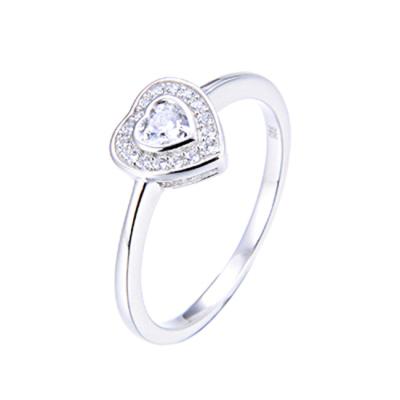 China Trendy 925 Silver Glitter Heart of Love Cut CZ Stone Ring Silver Zircon Ring Women Jewelry Christmas Gift Rings for sale