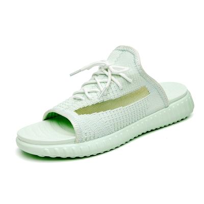 China CUSHIONING 2021 new summer style casual shoes tide fashion shoes slippers coconut slides sandals for sale