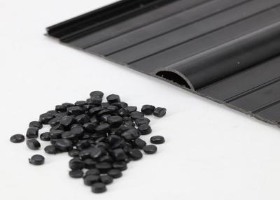 Cina i granelli di plastica bianchi del PVC 1.6g/cm3 hanno espulso prodotto in vendita