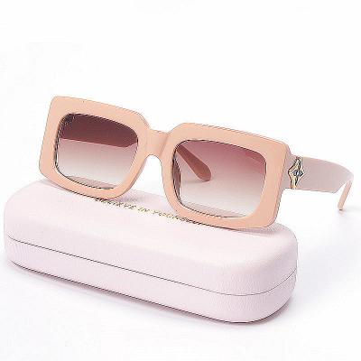 China Custom 2022 Fashion Sunglasses Retro Leopard Frame Rectangle Pink Square Sun Glasses Sun Glasses Small For Women for sale