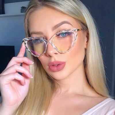 China Anti Blue Ray Optical Glasses 2020 Light Blocking Women Blue TR90 Cat Eye Frame Optical Glasses Hot Sale Custom Logo Eyewear Frames for sale