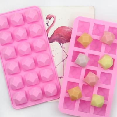 China Sustainable Baking Production Handmade Chocolate Diamond Mold DIY 18 Holes Soap Cake Ice Tray for sale